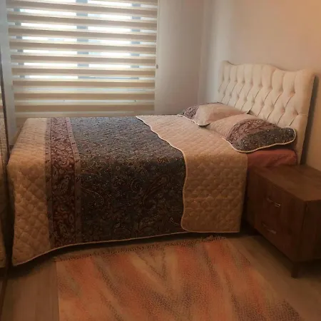 Mavera דירה *